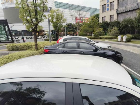 [杭州·浙A] 二手大众朗逸2014款 1.4TSI DSG蓝驱技术版