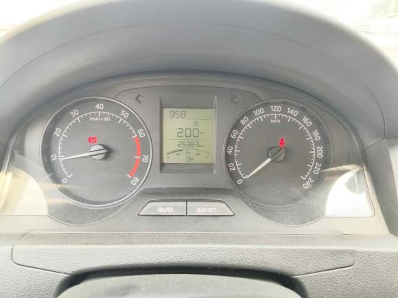 [上海·皖K] 二手斯柯达昕锐2016款 1.6L 手动创行版