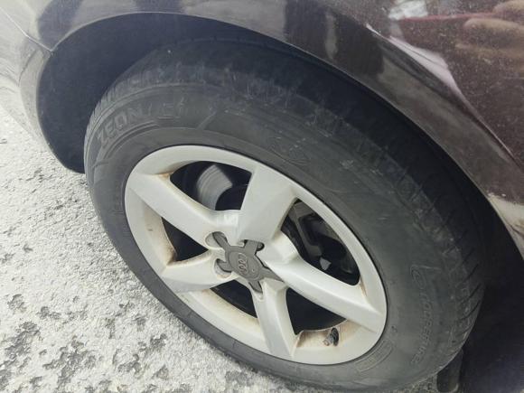 [南通·苏E] 二手奥迪奥迪A4L2016款 30 TFSI 典藏版 自动舒适型