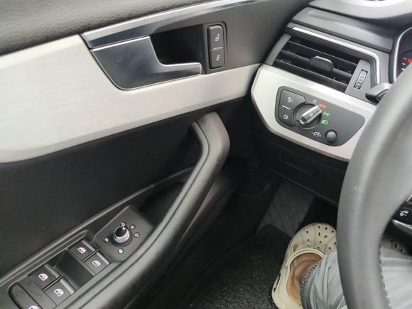 [南通·苏F] 二手奥迪奥迪A4L2018款 30周年年型 40 TFSI 时尚型