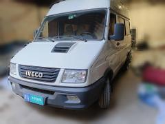 [西安·陕A] 依维柯依维柯得意2017款 2.5T A35客车5-7座47Z5