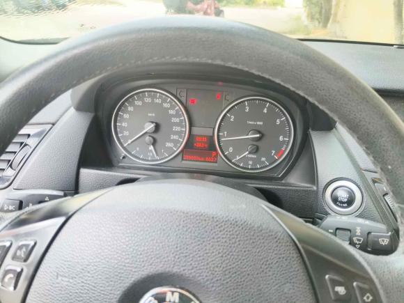 [上海·苏A] 二手宝马宝马X12013款 sDrive18i 时尚型