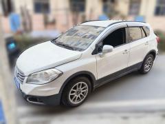 [西安·陕A] 铃木锋驭2015款 1.6L CVT两驱进取型