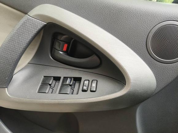 [成都·川A] 二手丰田RAV4荣放2009款 2.0L 自动豪华版