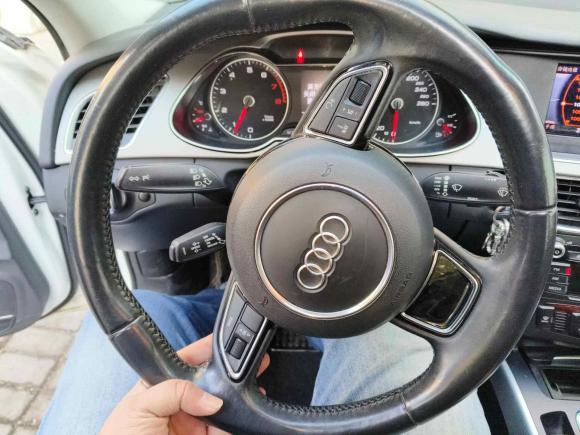 [上海·沪B] 二手奥迪奥迪A4L2013款 35 TFSI 自动标准型