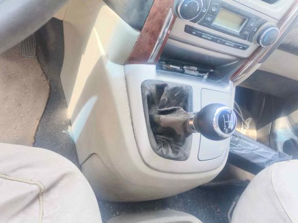 [青岛·鲁B] 二手金杯阁瑞斯2015款 2.0L经典版 标准型长轴7/9座