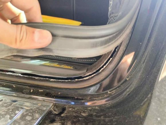 [广州·粤A] 二手奔驰奔驰GLE2019款 GLE 320 4MATIC 动感型臻藏版