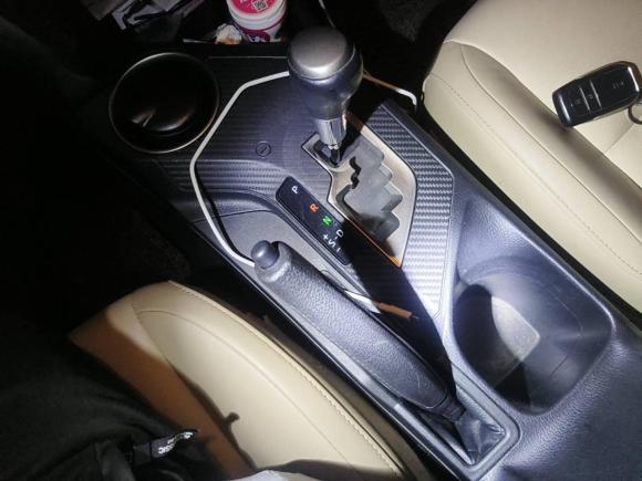 [上海·沪A] 二手丰田RAV4荣放2013款 2.5L 自动四驱精英版