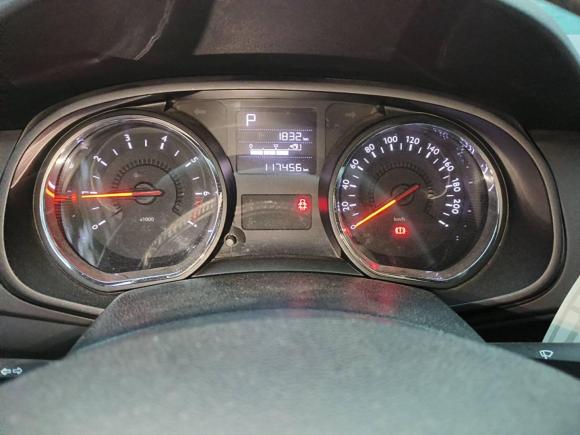 [武汉·鄂A] 二手雪铁龙雪铁龙C3-XR2015款 1.6L 自动先锋型