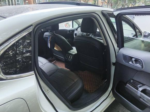 [成都·川A] 二手雪铁龙雪铁龙C62017款 改款 350THP 豪华型