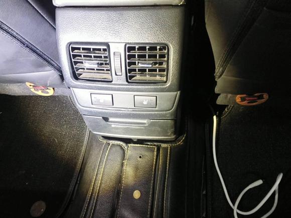 [杭州·吉H] 二手斯巴鲁傲虎2015款 2.5i 豪华导航版