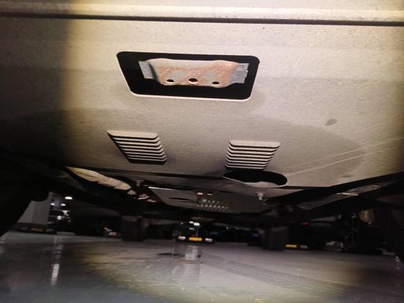 [杭州·吉H] 二手斯巴鲁傲虎2015款 2.5i 豪华导航版