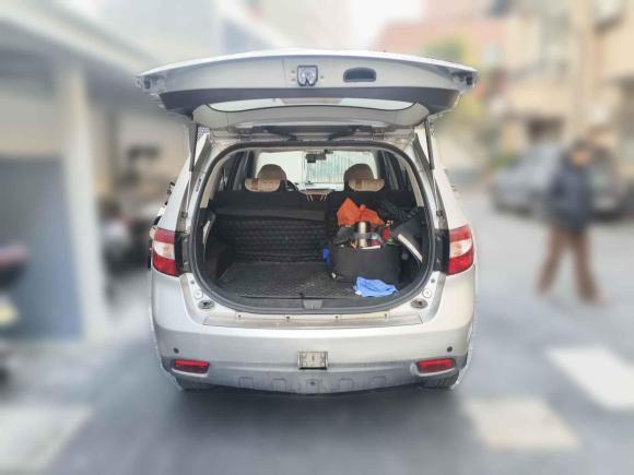 [杭州·粤E] 二手陆风陆风X82014款 探索版 2.5T 柴油4X4豪华型