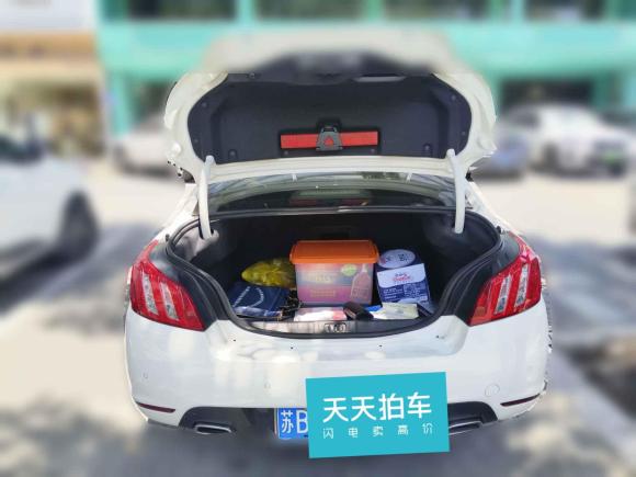 [无锡·苏B] 二手标致标致5082011款 2.3L 自动旗舰版