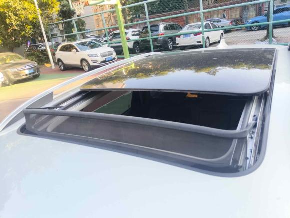 [深圳·粤B] 二手荣威荣威RX5新能源2017款 eRX5 50T 混动互联尊荣旗舰版