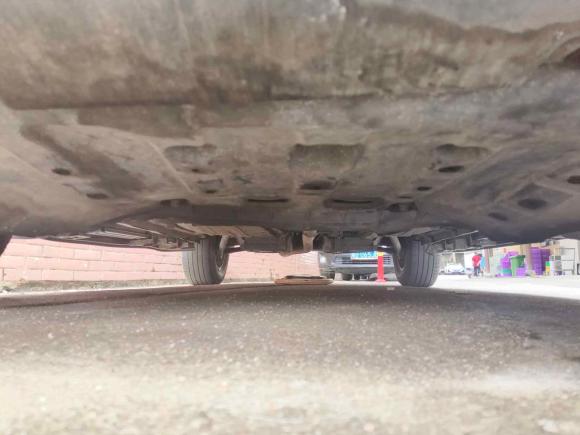 [深圳·粤B] 二手路虎神行者22010款 2.2 TD4 自动SE柴油版