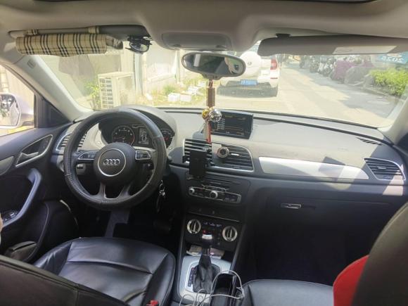 [上海·沪A] 二手奥迪奥迪Q32015款 30 TFSI 舒适型
