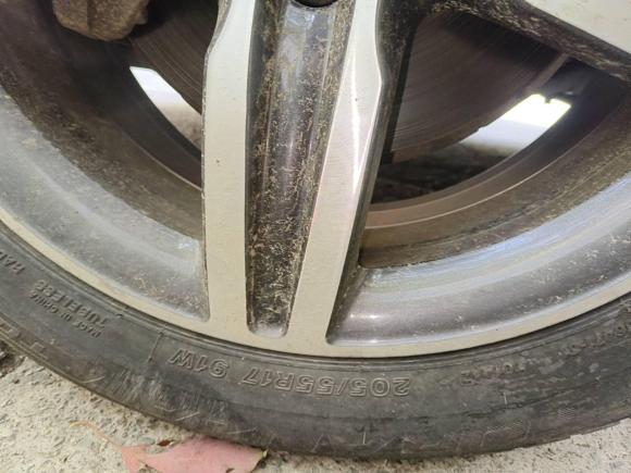 [上海·沪D] 二手宝马宝马2系旅行车2016款 218i 运动设计套装