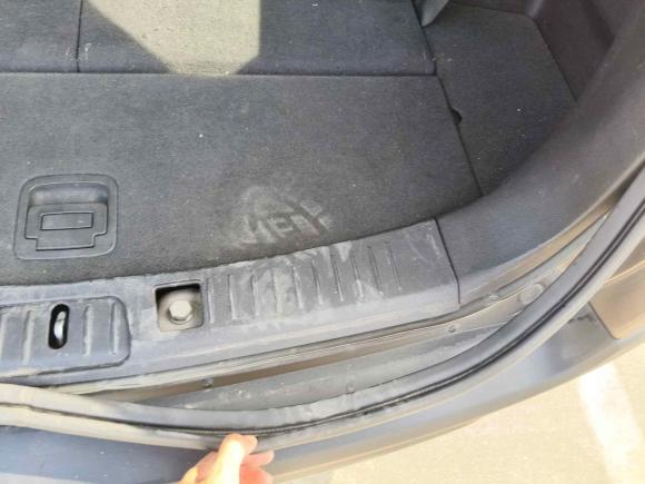 [广州·粤F] 二手雪佛兰科帕奇2015款 2.4L 四驱旗舰版 7座