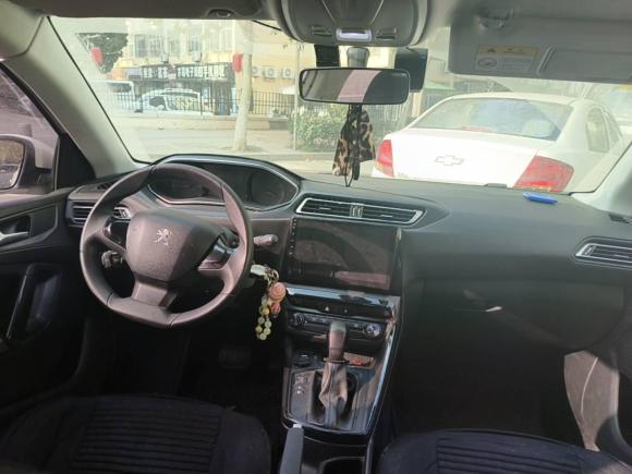 [青岛·鲁B] 二手标致标致3082016款 1.6L 自动时尚版