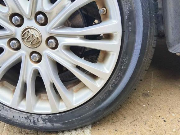 [武汉·鄂A] 二手别克英朗2015款 15N 手动精英型