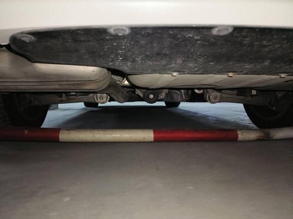 [上海·沪D] 二手宝马宝马5系2014款 525Li 豪华设计套装