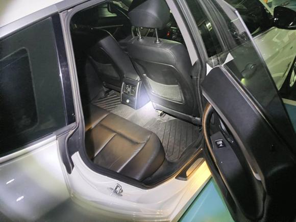 [武汉·鄂A] 二手宝马宝马3系GT2014款 328i 设计套装型