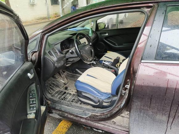 [上海·皖A] 二手起亚起亚K32013款 1.6L 自动GLS