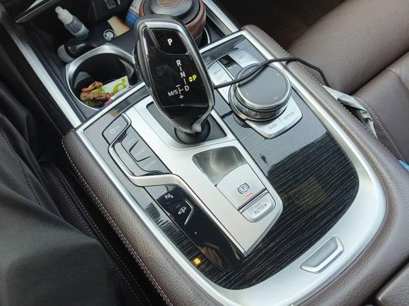 [上海·沪E] 二手宝马宝马7系2018款 730Li 领先型 M运动套装