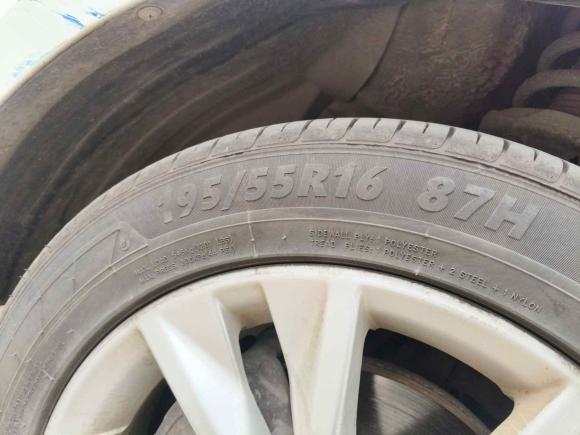 [义乌·浙G] 二手宝骏宝骏7302016款 1.5L 手动豪华型 7座