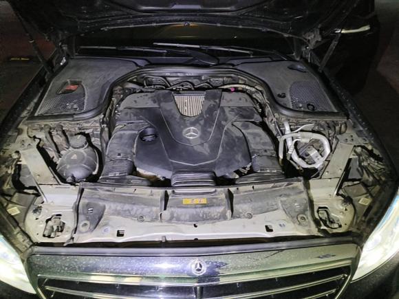 [成都·川A] 二手奔驰奔驰E级2017款 E 320 L 4MATIC