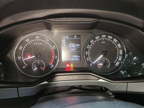 [深圳·粤Y] 二手斯柯达速派2016款 TSI280 DSG前行版