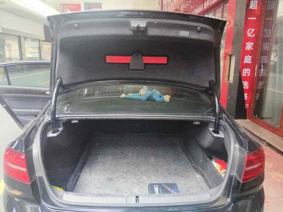 [佛山·粤X] 二手大众迈腾2018款 330TSI DSG 豪华型