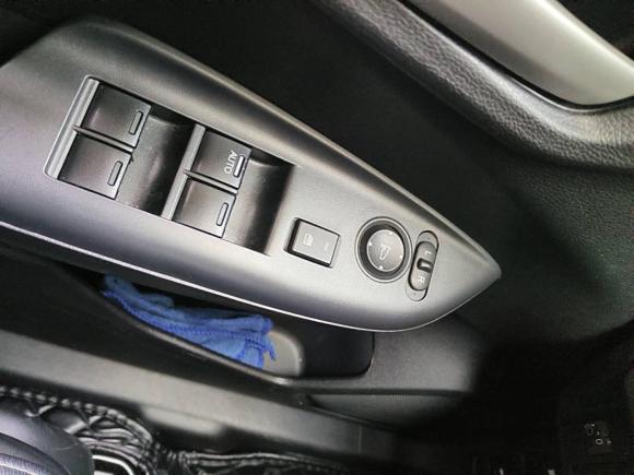 [武汉·鄂A] 二手本田飞度2016款 1.5L LXS CVT舒适天窗版