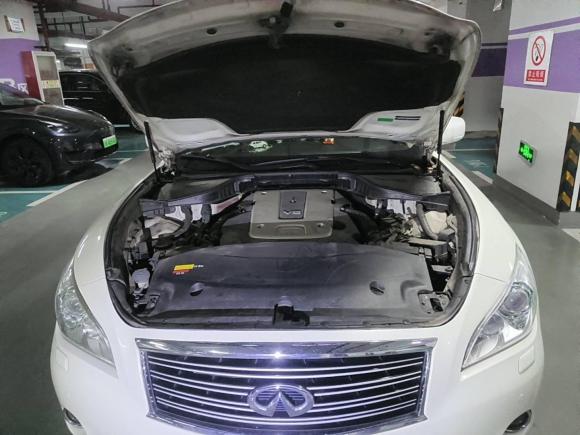 [上海·沪G] 二手英菲尼迪英菲尼迪Q702013款 Q70L 2.5L 舒适版