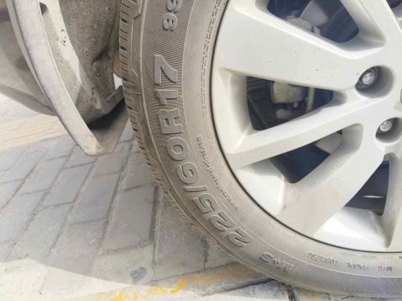 [西安·陕A] 二手雷诺科雷傲2012款 2.5L 两驱舒适导航版