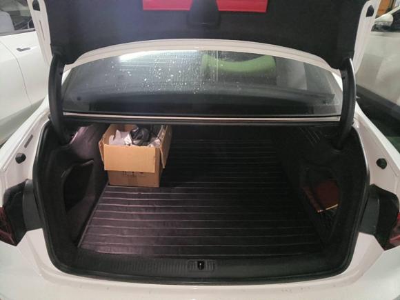 [南京·苏A] 二手奥迪奥迪A4L2017款 Plus 40 TFSI 进取型