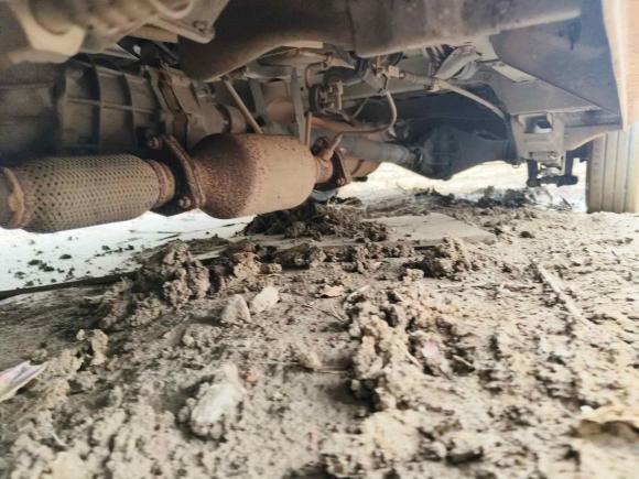 [上海·沪A] 二手金杯金杯海狮2011款 2.0L第五代快运豪华型V19