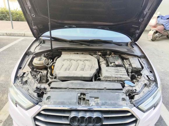 [合肥·皖A] 二手奥迪奥迪A32018款 30周年年型 Sportback 40 TFSI 风尚型