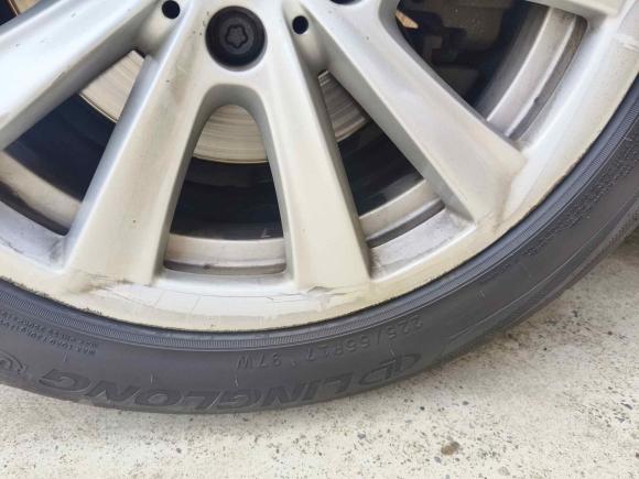 [上海·苏E] 二手宝马宝马5系2012款 523Li 领先型