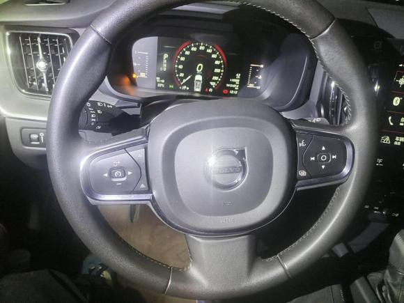 [武汉·鄂A] 二手沃尔沃沃尔沃XC602019款 T5 四驱智逸版 国V