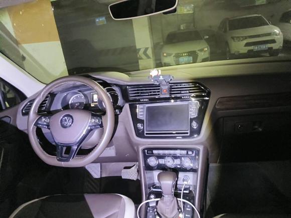 [成都·川A] 二手大众途观L2017款 380TSI 自动四驱豪华版