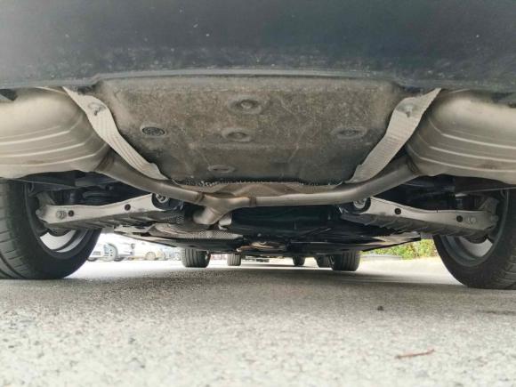 [上海·苏U] 二手奥迪奥迪A4L2023款 40 TFSI 时尚动感型