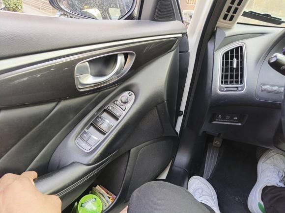 [上海·沪C] 二手英菲尼迪英菲尼迪Q502014款 2.0T 舒适版