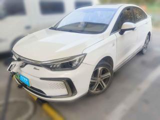 北京汽车北京EU52018款 R500 智风版