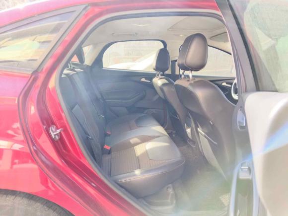 [青岛·鲁B] 二手福特福克斯2015款 三厢 1.6L 自动风尚型