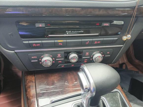 [杭州·浙A] 二手奥迪奥迪A72013款 50 TFSI quattro舒适型