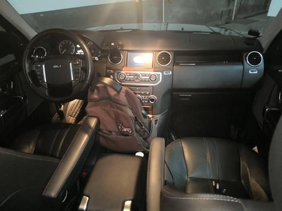 [广州·粤A] 二手路虎发现2016款 3.0 SC 曜黑典藏版 SE