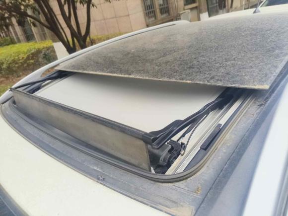 [武汉·鄂A] 二手雷诺科雷傲2014款 2.0L 两驱舒适版