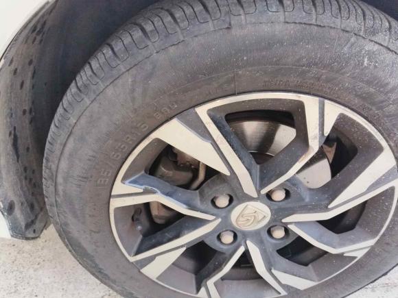 [南通·苏G] 二手宝骏宝骏3602019款 1.5L CVT豪华型 国VI